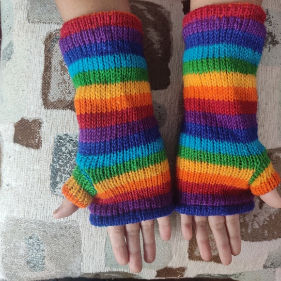 Rainbow 🌈 pride fingerless wrist warmer/gloves. - Picture 2 of 4